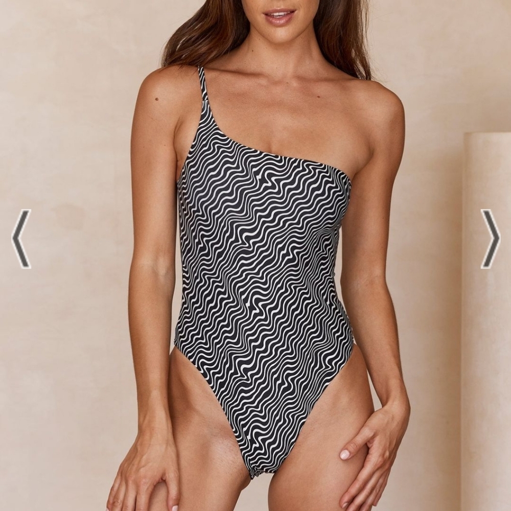 NWT Monday Swimwear Sicily One Piece - Capri Wave